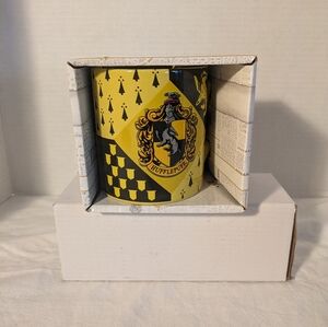 Harry Potter Hufflepuff ceramic 14 oz mug New